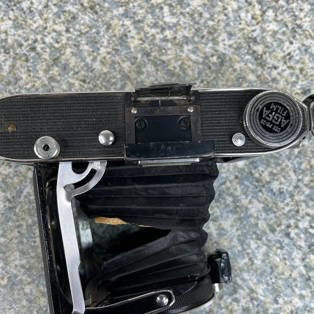 Agfa Ansco Viking Folding Camera Black Anastigmat f/6.3 Lens Vintage Display